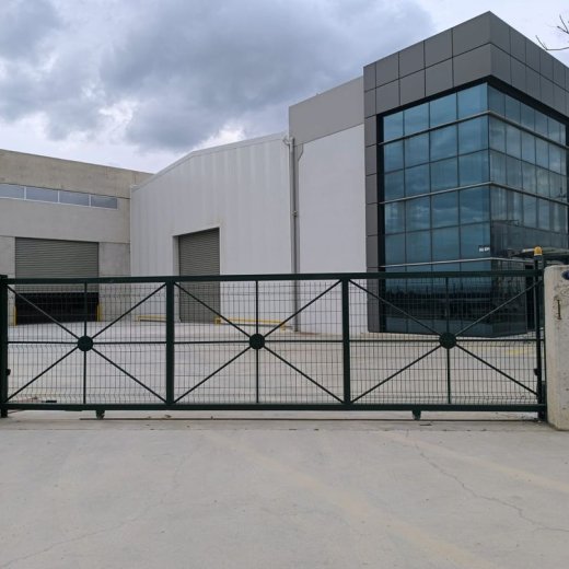 Takay Otomatik Kapı Sistemleri, Modern ve güvenilir otomatik kapı sistemleri.